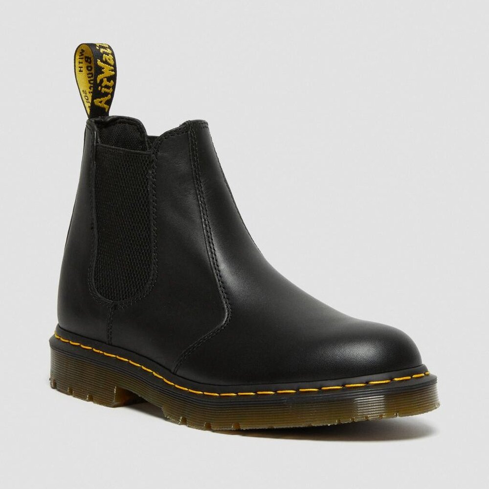 2976 Women's Smooth Leather Chelsea Boots in Black 2976 sz 5 ladies, 36 EU
